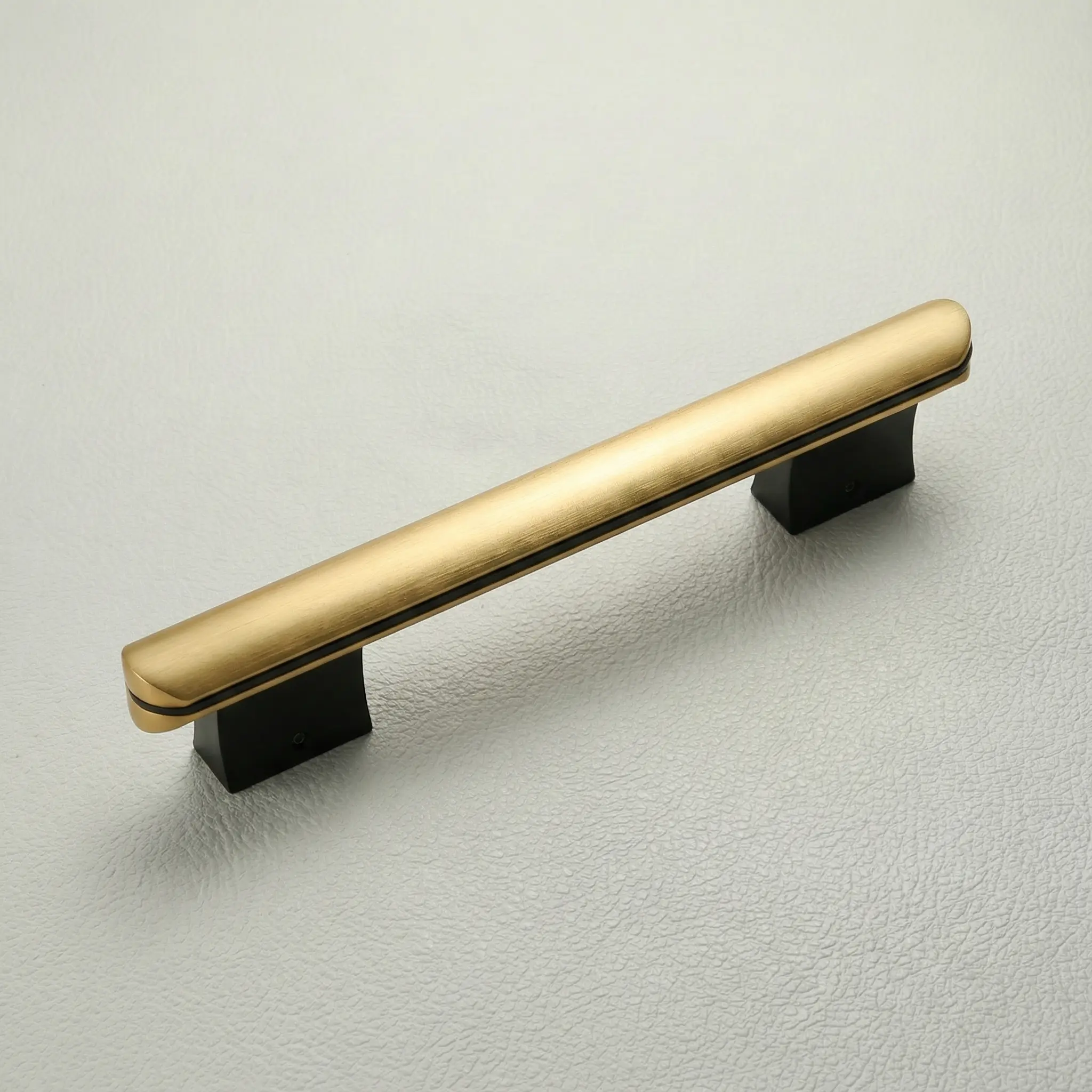 RB 401 - 3-Piece Aluminium Main Door Handle for Luxurious Homes - Image 3
