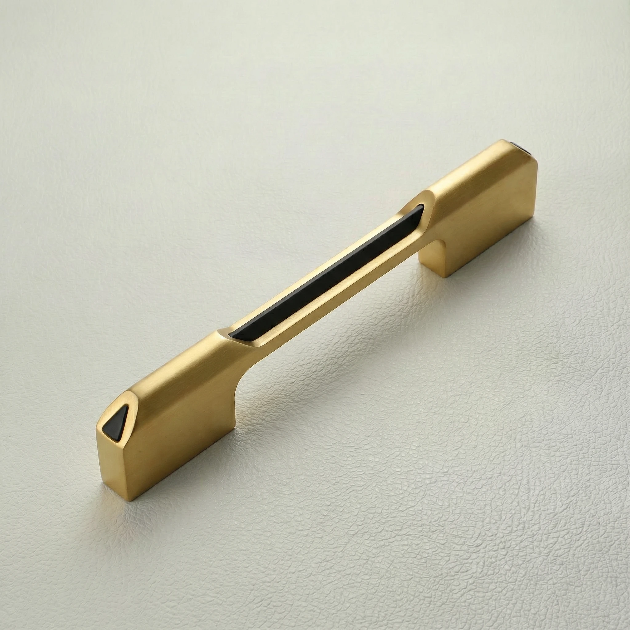 RB 008 - Designer Aluminum Wardrobe Handle for Home & Office - Image 2