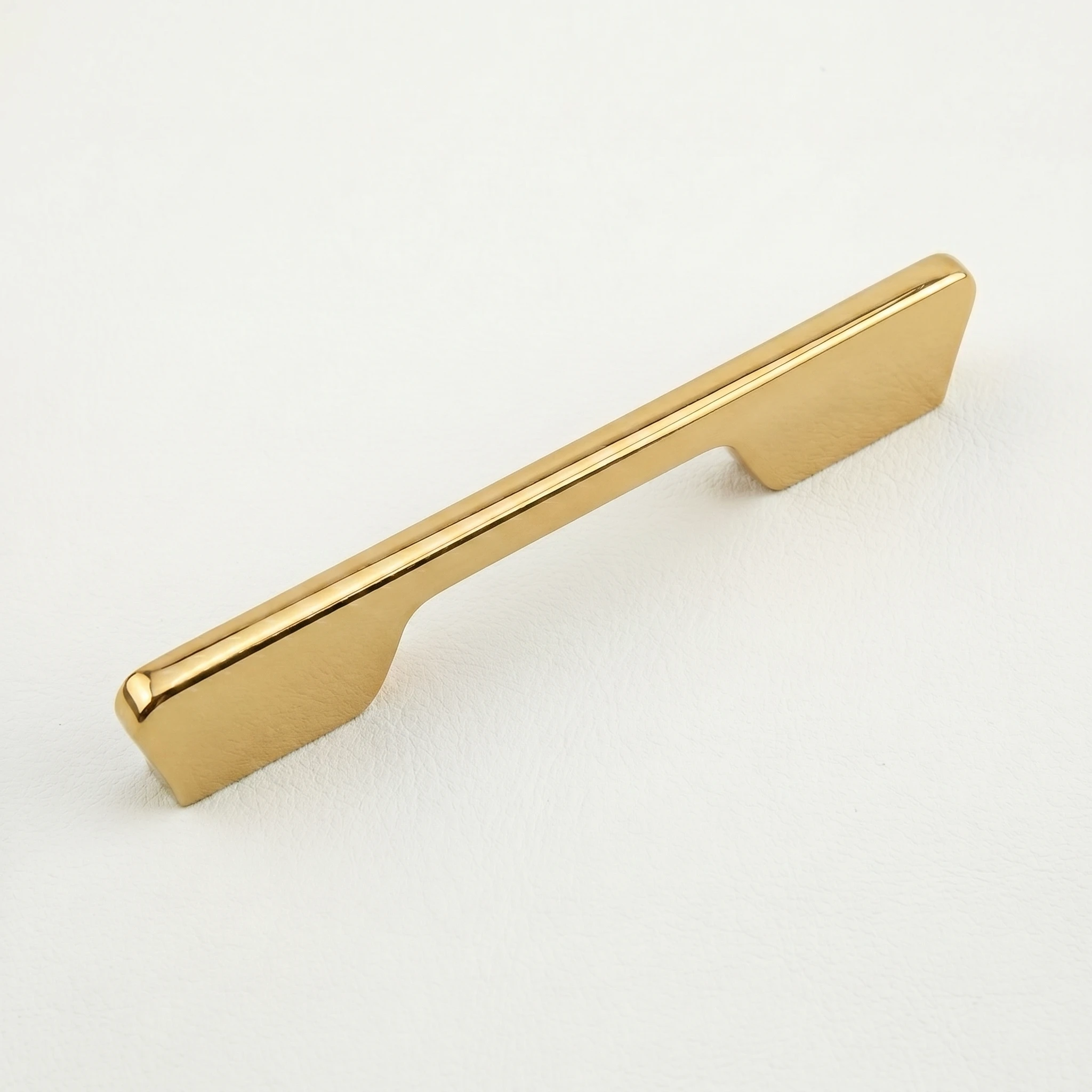 RB-013 Buy Aluminum Cabinet Handle – Premium Luxury Design - Image 2