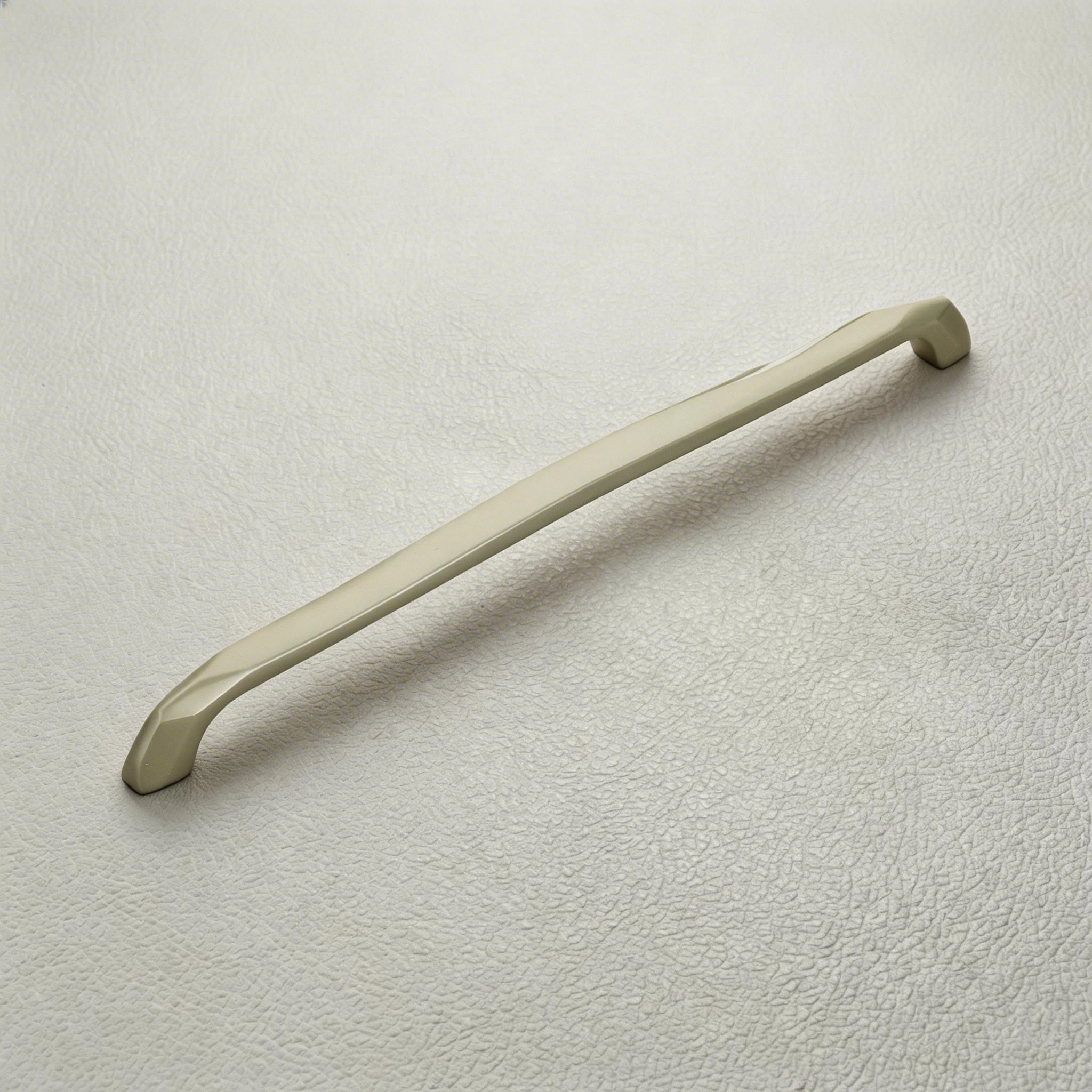 H-206 Luxury Zinc Cabinet Handle – Premium Collection Buy Best Quality Zinc Cabinet Handle from Rajkot - Image 3