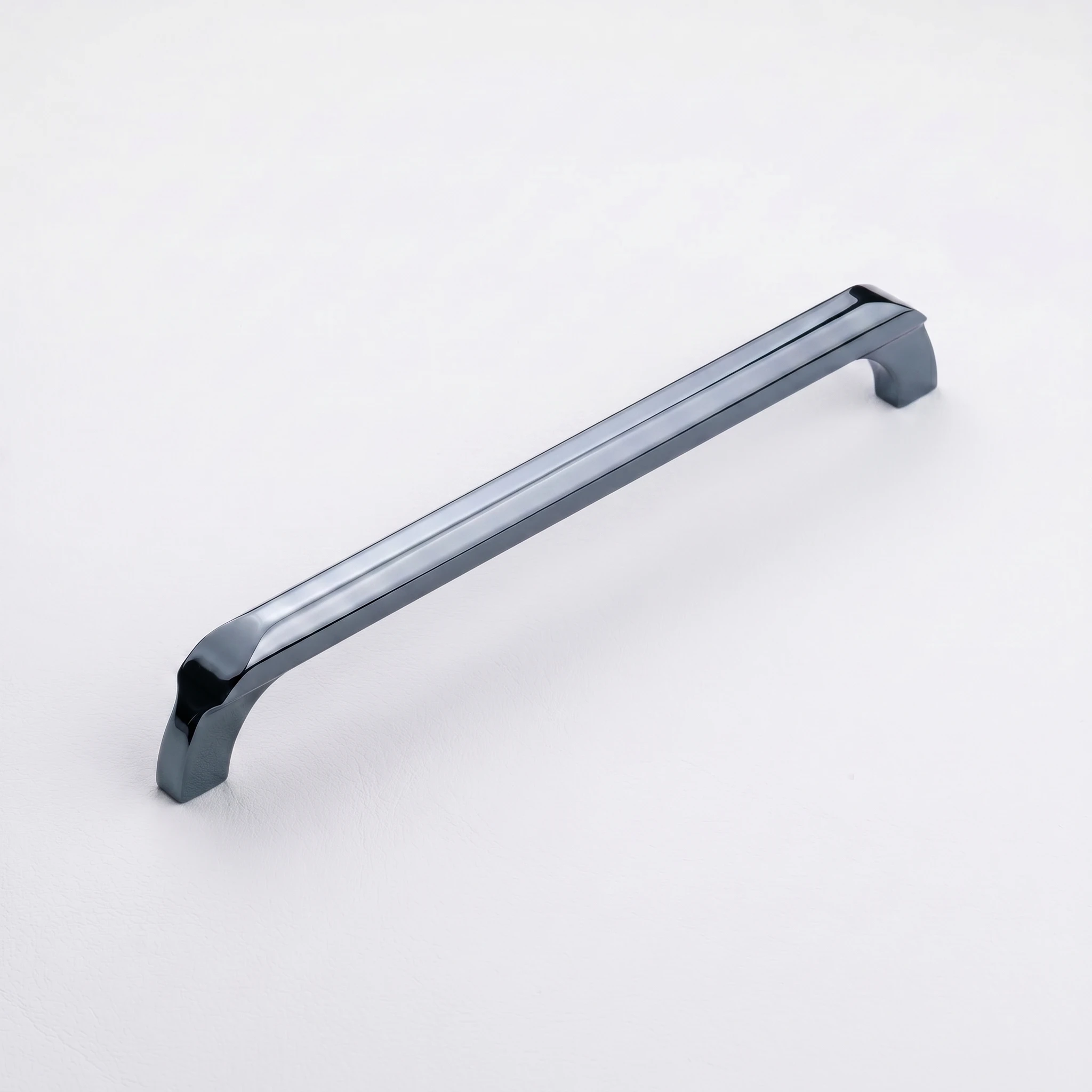 RB-092 Known as Industrial-Grade Luxury Aluminum Cabinet Handle Manufacturer in Rajkot - Image 2